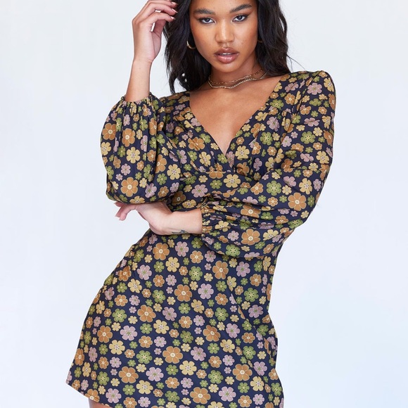 Cierra Mini Dress - Picture 4 of 7